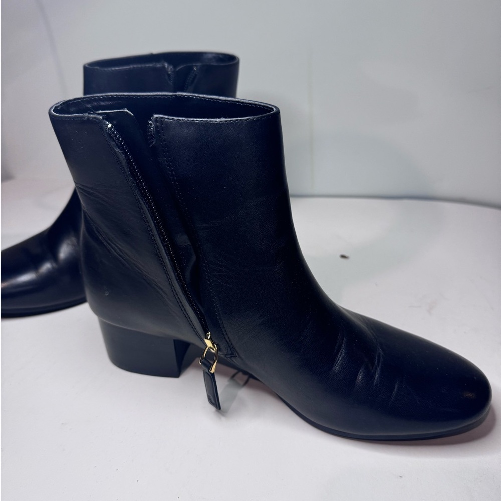 Lauren Ralph Lauren
Women's Willa round-Toe Dress Booties